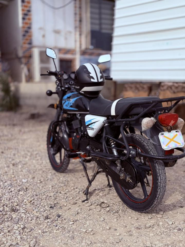 سلام عليكم دايوان جبلي لبيع.موديل 22اوراق كمرك أين نقص مالي دراجه كله شقال مكينه ما مفتوحه مكاني ديالى عبكيه ناحيت لسلام سعر 875مجال حك جيه ***********🧏🏻
