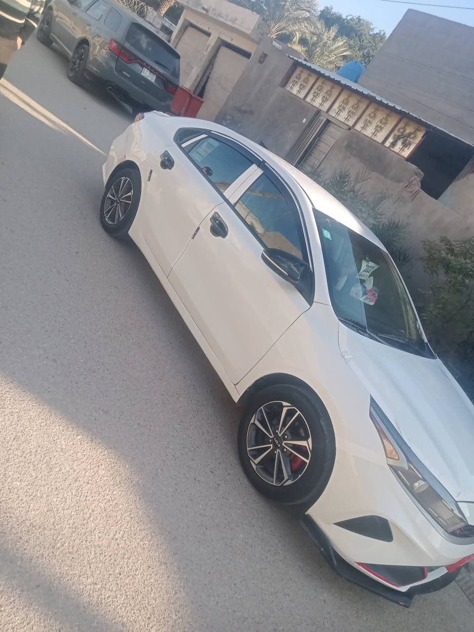 فورتي موديل 2022 معوقين ذي قار سياره مابيه نقص برغي حادث بيه 3قطع تبديل سعر 135وبيه مجال ***********مكاني ناصريه
