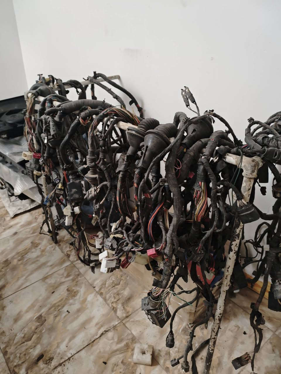 سلام عليكم شباب غراض كوري /جويتر اكسنت مضلع +ريو سيراتو النترا /بخاخات محرك 1600+1800/سلف و دينما و فيش انواع السيارات الكوريه /كتفات /ضفيره محرك اوبتيما 2010+النتره 2009+2010+2011/سوناتا 2010+2012/مراوح كاف انواع السيارات الكوريه /قاعده فيوزات داخليه اوبتيما مضلع +النتره +سيراتو +سوناتا +سبورتيج       /الاستفسار اتصال على رقم /***********/***********🤝🤍
