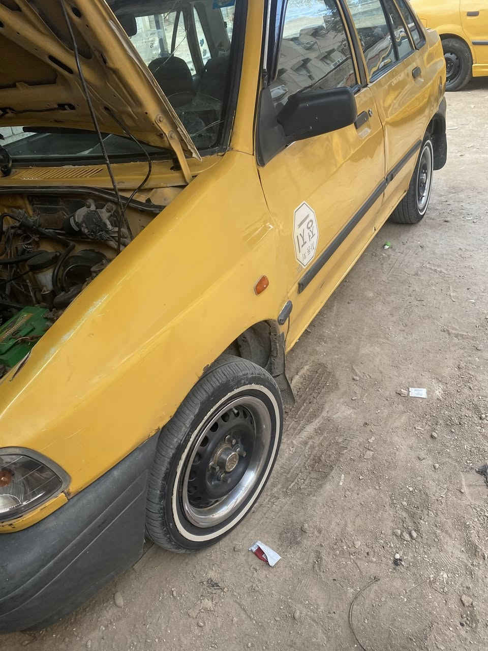 سيبا موديل ٢٠٠٩مكينه وكير وحددتيه وتخم تاير وبراكيت مابيه وي الخيسات ما بيه سنويته ٣٠مصفره هيه وغرامات سعره ١٦ ورقه ***********
