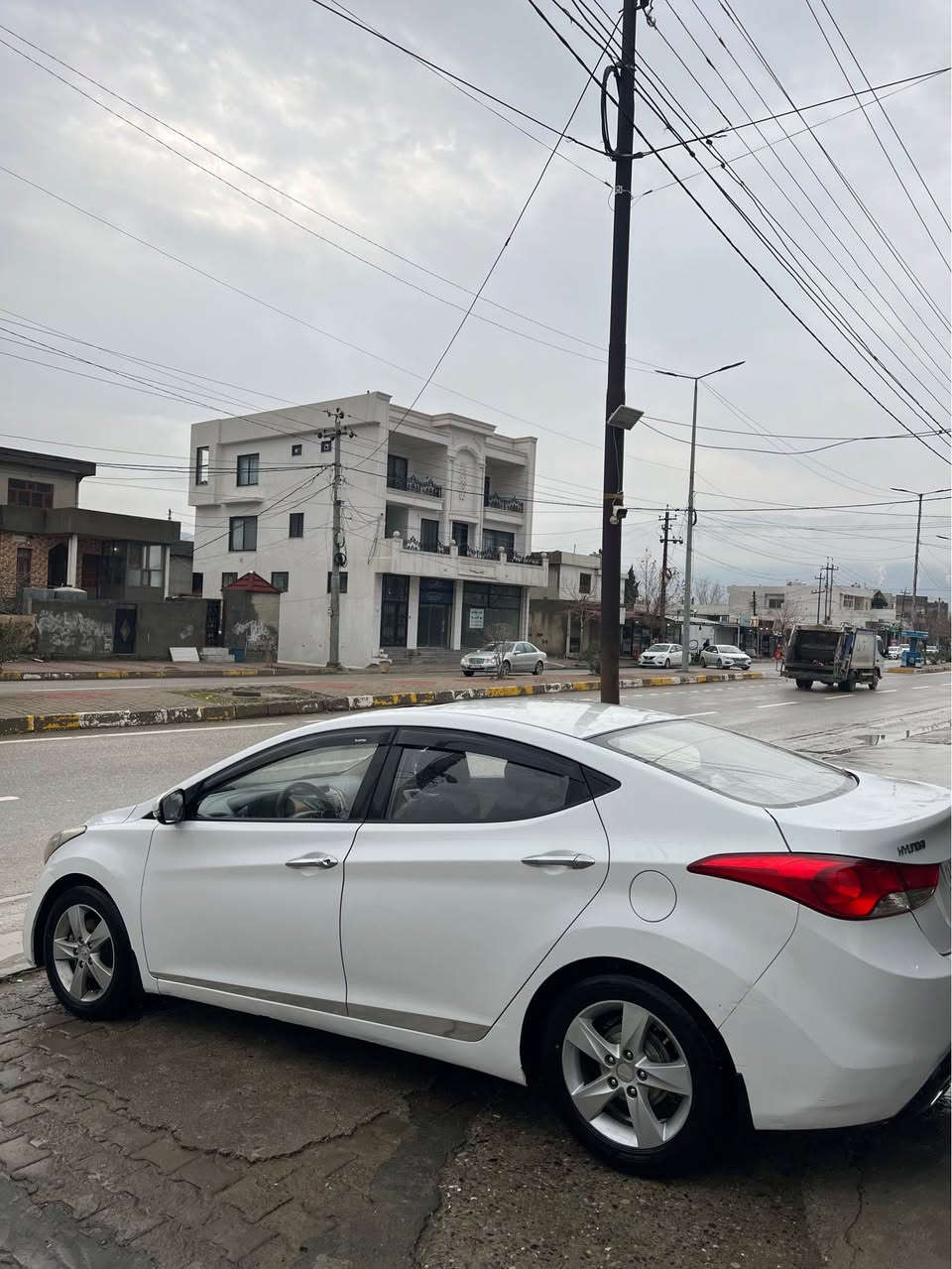 هۆندە ئەلێنترا مۆدێل 2014 
مەکینە بچووک مررغوب فوول 
 گێر ئۆتۆماتیک ناوزەرد سلایت جام کارەبای سوکان ڤۆلیۆم ویل کەپ 
***********
*********** سوران, أربيل
