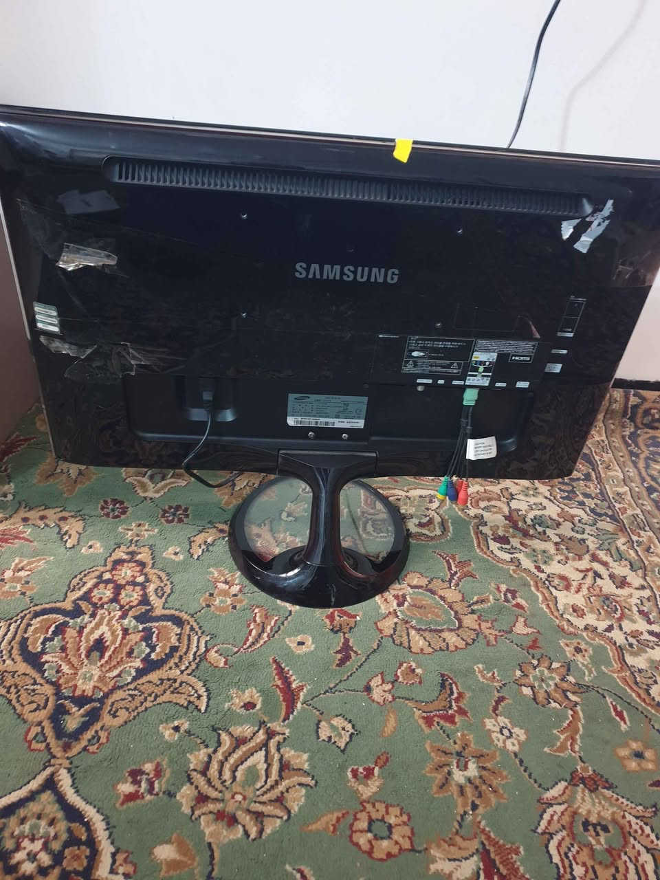 شاشة اصلية صنع كوري ..حجم 27..تربط على كل الأجهزة..بيها دبل HD.. USB..VGA. AUX 
كهرباء مباشر 
بدون نت ...وياها جهاز هدية يحولها سمارت 
شاشة من كوريا استيراد خاص ..استعمال قليل 
السعر100الف ومجال للشراي 
المكان بغداد كرادة 
لا يتوفر توصيل نعتذر بغداد, العراق


**إذا كنت صاحب هذا الإعلان وتريد حذفه لأي سبب، رجاءا أرسل رسالة إلى الدعم الفني**