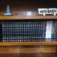 مجموعة كتب للبيع الكتب نضيفة واستعمال قليل   يوجد توصيل مجاني لكافة ال...