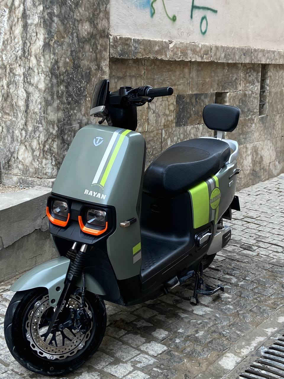 ريان ابو عيون الوحش 🔥
لون زيتوني المرغوب 
فولل مواصفات 
ملف 1500
 سرعه 92 
معروف بل سوك 
سعر مناسب 
***********
