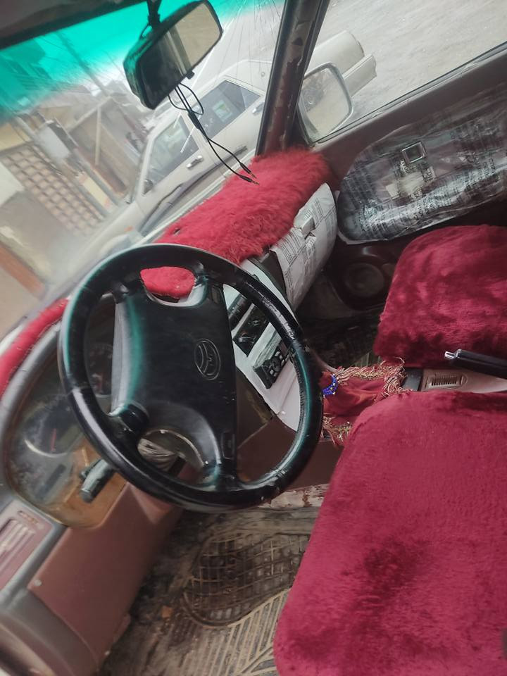 دێر 
کابرێتەر تازە 
مەنەفێست 7وپەڕە فس فۆڕ ئەسڵی بەشرت 
مۆدێل 2008 
گێڕو مەکینەو ئەکسلی بەشرت 
وەرگەڕاو بڕاوە بەشرت 
لێدراوی نیە یەک بستێک جاملخی لای سایق 
تەبریت ساردوو گەرم  بەشەڕت 
چوار تایەی جەبەڵی لۆک 
دووجام کارەبا 
ناودەشبوڵی کاما کامل ئیشەکات 
دەشبوڵ مەرزیە 
کارەبای مەزبووتە 
فرۆشتن و گۆڕینەوە 
شوێنم تەکیە شمشمل, السليمانية


**إذا كنت صاحب هذا الإعلان وتريد حذفه لأي سبب، رجاءا أرسل رسالة إلى الدعم الفني**