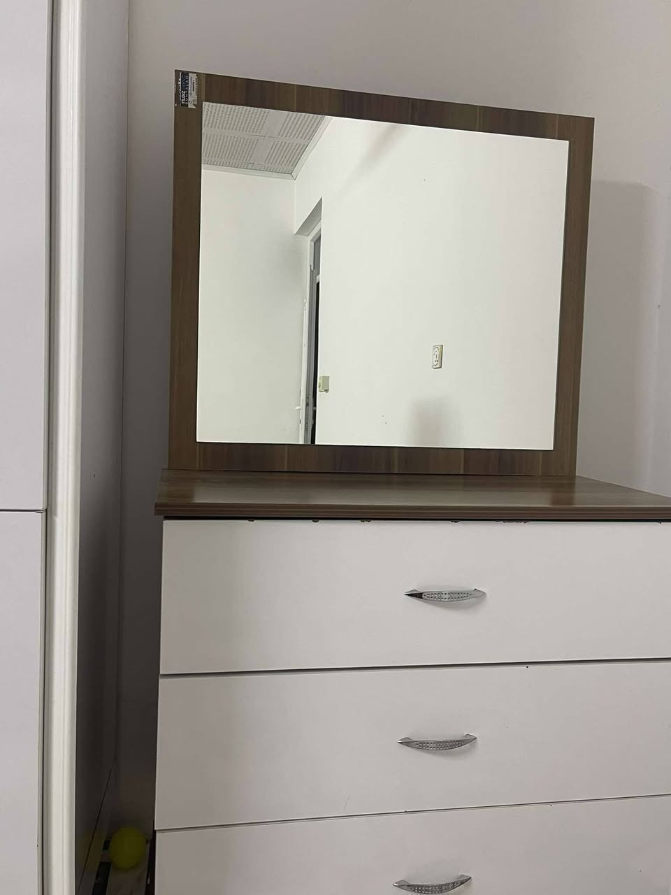 لەکفری
٥پارچە بە دۆشەکەوە 
نرخی ٢٠٠ هەزار ومامەڵە


**إذا كنت صاحب هذا الإعلان وتريد حذفه لأي سبب، رجاءا أرسل رسالة إلى الدعم الفني**