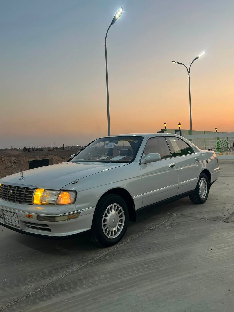 سلام عليكم بطه فصل للبيع موديل 1995 رقم بصره مشروع وطني تحويل ثاني يوم مكفوله من الكص ونقل الجثه والعيب الشرعي محرك وكير ثنين ونص بلكارتون شاصي مكفول حداديه جديده طخم تاير ويلكب اصلي تبريد ثلج كهربائيات كله شقاله العنوان البصره السعر 63 بيه مجال قليل هذه رقم الموبايل ***********
