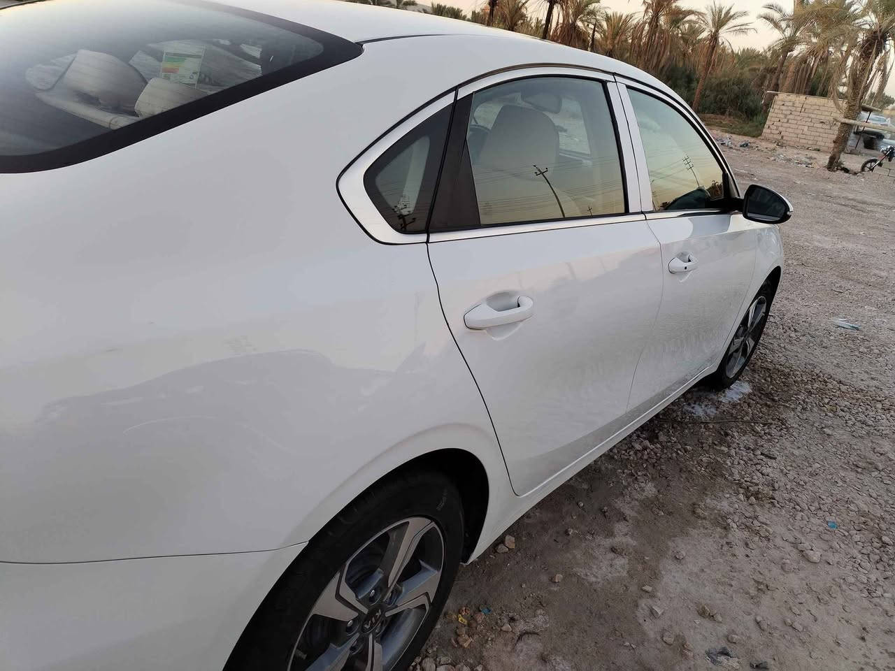 سيارة سيراتو موديل 2019 ماشية 52 فقط محرك 1600 تشغيل عن بعد بصمة ترحيب مري شفط شاشة حساسات امامي خلفي ترحيب وباقي المواصفات يعني فول ما عدا الفتحة مكاني نجف مشخاب *********** Singapore

