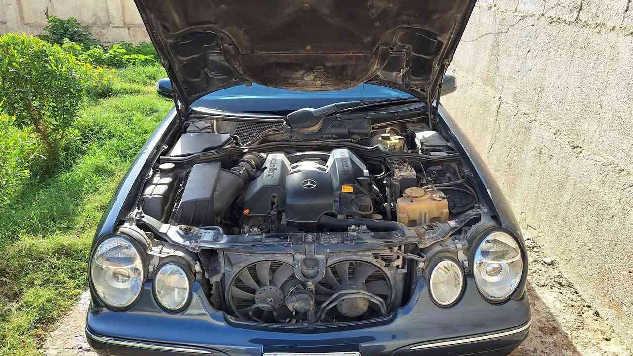 السلام عليكم مارسدس ام عيون موديل الفين أفنكارد مشروع وطني تحويل ثاني يوم عنواني بغداد الدوره السعر 110$ وبيه مجال أرقامي *********** او ***********
