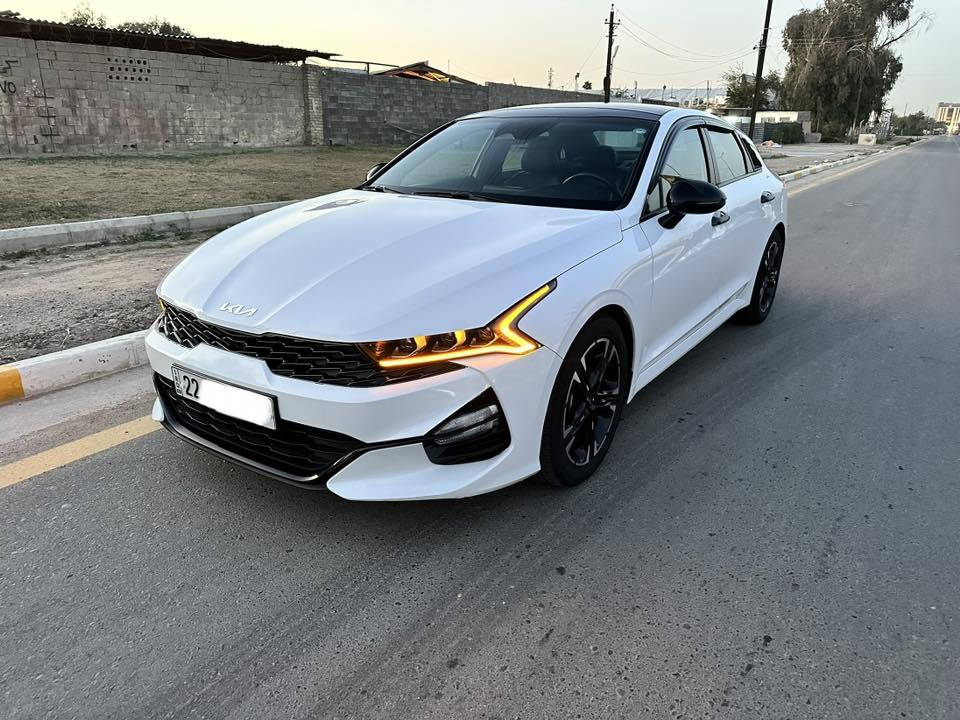 Kia K5 -Gt Line 2023 
وارد امريكي
فول موصفات
بنوراما
تشغيل عن بعد
محرك 1600تيربو
توقف ذاتي
رادارات امامي وخلفي وجانبي 
5 وضعيات قياده
دخول ذكي
مثبت سرعة 
شاشة كبيرة 
شحن لاسلكي 
هند بريك كهربائي 
بصمة
اشاير بلمري 
كامرة دواره 
اوتو هولد 
ترحيب بل اليدات
كشنات كهرباء وتدفئه
ماشيه 26 الف ميل
رقم اربيل باسمي

 حادثها فقط قطعه واحده باب الصدر مبدل بدون ايرباك 

مكاني بغداد الهاتف/*********** السعر 185وبيها مجال بسيط
