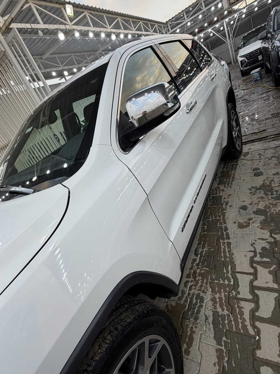 جيب 2021 رقم اربيل
السيارة فية لمتدد فول مواصفات
مواصفات معروفة 
تريد مداور او وكالة 
مكان السيارة النجف 
حادثها امامي بيها 5 قطع صبغ بنيد وجاملغات امامية 
وجاملغ وباب خلفي ايسر 
ماشية 34 الف 
من امريكا ماشية 28 الف 
السيارة ماعايزها اي شي جاهزة وكاملة 
السعر 215 ورقة 
للاستفسار 
***********
