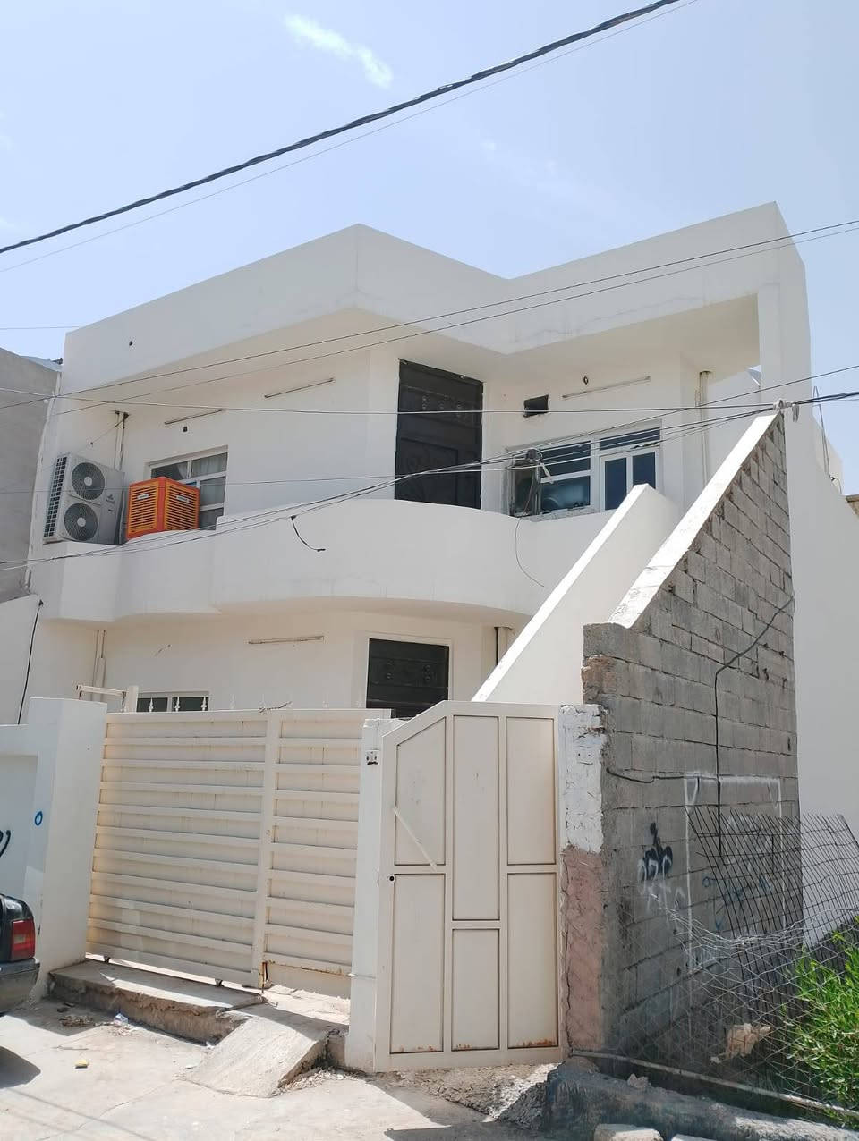 دار للبيع مساحه 200متر #طابو صرف طابقين  الفوك نفس الجوه 
السعر مناسب فقط ب128
الموقع كركوك حي النداء قرب الخاصه 
يتكون 
طابق الاول 
غرفتين استقبال مطبخ كراج صحيات هول 
طابق الثاني  نفس الشي 
للمزيد من المعلومات الاتصال بالارقام التاليه 
***********
***********واتساب
او مراجعة المكتب حي الأسرى مقابل جسر الرشيد مكتب الحضاره
