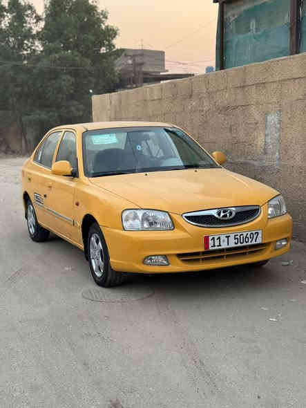 سلام عليكم  هونداي فيرنه مامعيوده  
2014بلاديه شركه رقم جديد هزه جديد هيئه غرامات كلهه مصفره تحويل مباشر بسمي  دوشمه عام سياره تخم تاير  تبريد ثلج سياره جاهزه مكفوله مكاني السياره بغداد ***********
