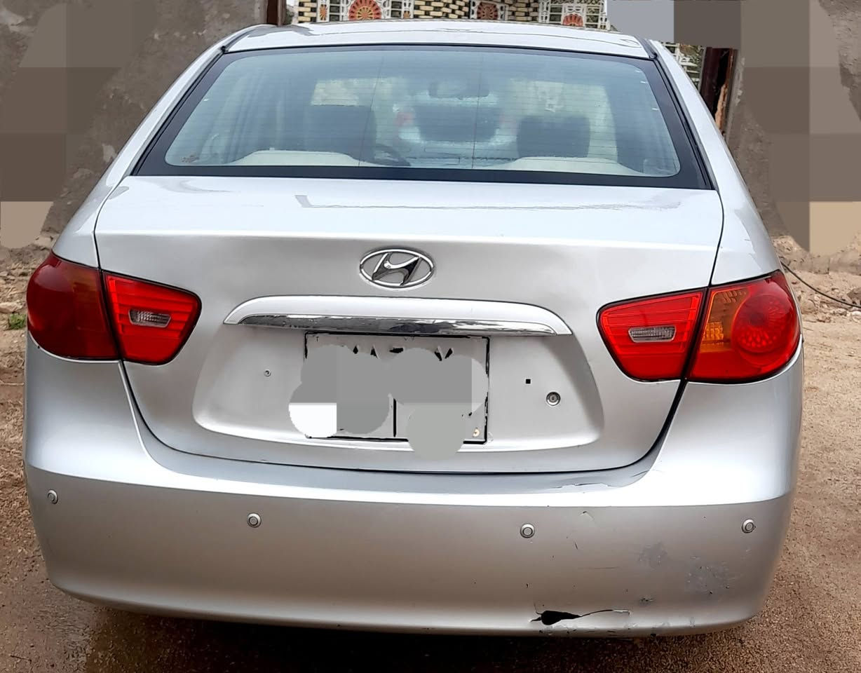 النترا 2010 ادوات كفاله من الگص كفاله من الگص حاويه سياره جديده بالكارتون متومه وكامله السعر 43 بي مجال للتواصل ***********
