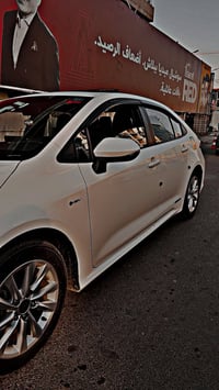 كورلا 2025 هايبرد      فول مواصفات مكفوله كفاله  عامه ومكان السياره بغ...