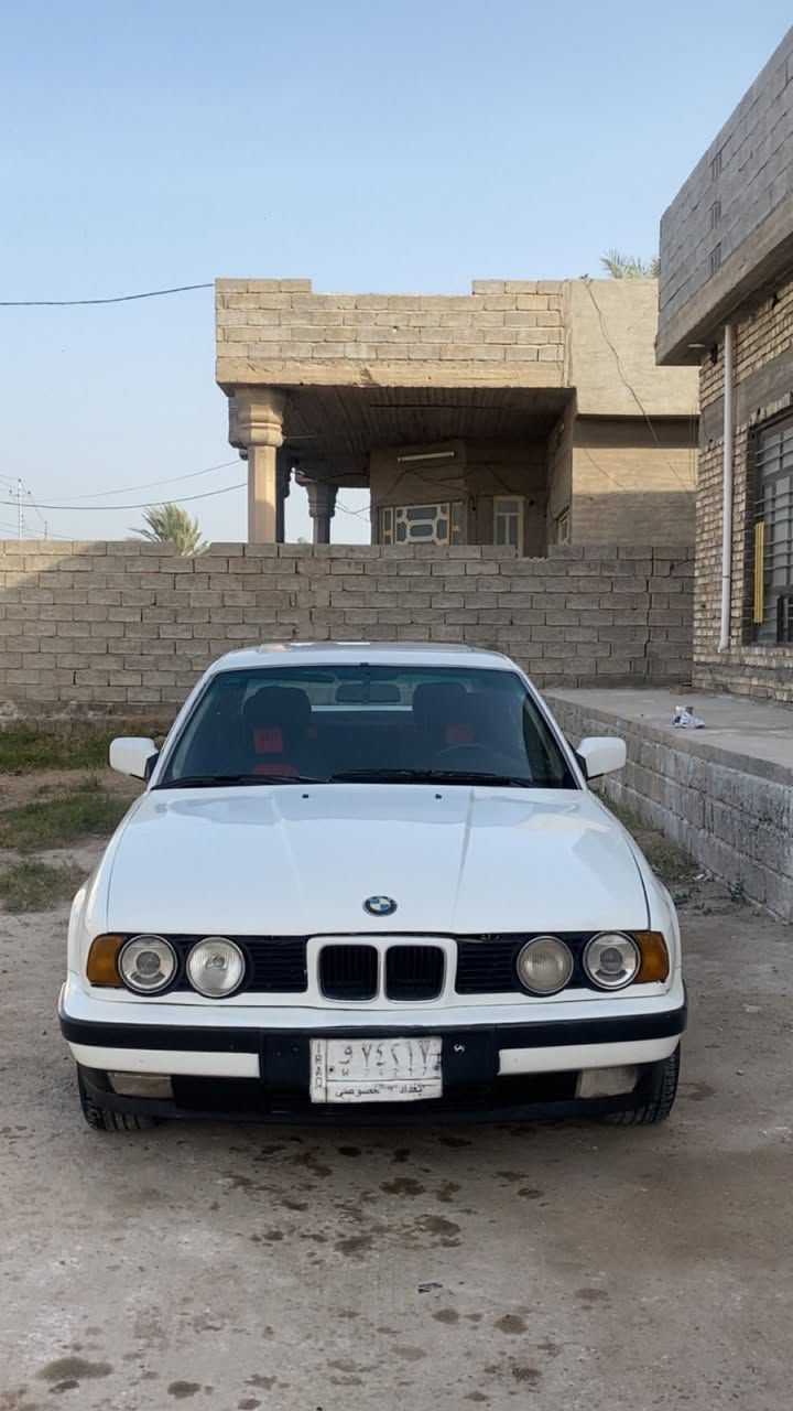 للبيع او مراوس حسب القناعه
بي ام 
525
سياره حيل حلوه احلى من الصور 
رقم بغداد
محرك مسكر
لايت زنون
كشنات كهربائيه 
بيها نواقص بسيطه


**إذا كنت صاحب هذا الإعلان وتريد حذفه لأي سبب، رجاءا أرسل رسالة إلى الدعم الفني**