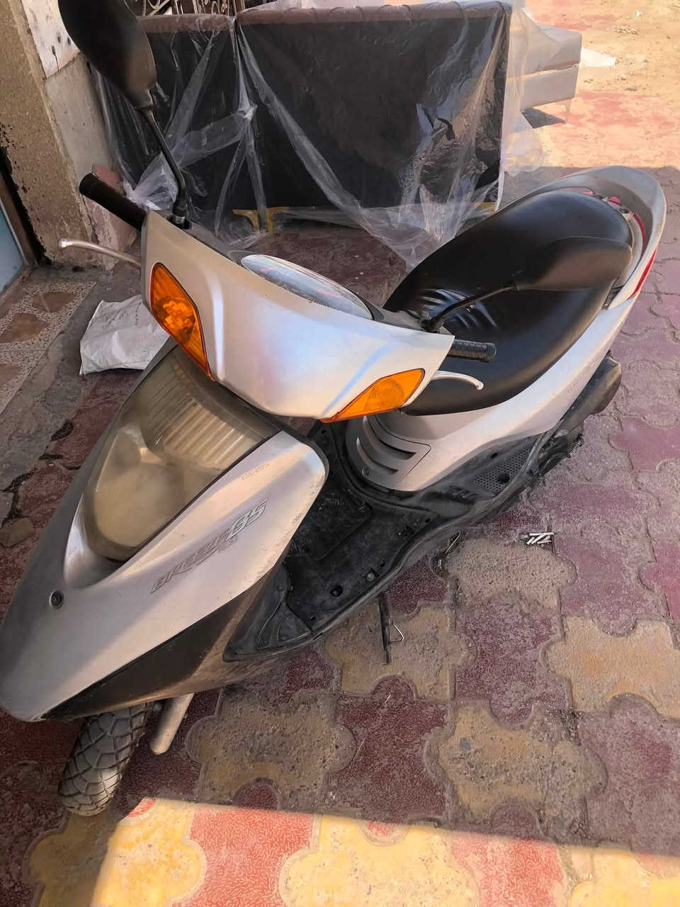 بريز للبيع كلة شغال وبلادي
سعر ￼350 قفل قفل


**إذا كنت صاحب هذا الإعلان وتريد حذفه لأي سبب، رجاءا أرسل رسالة إلى الدعم الفني**