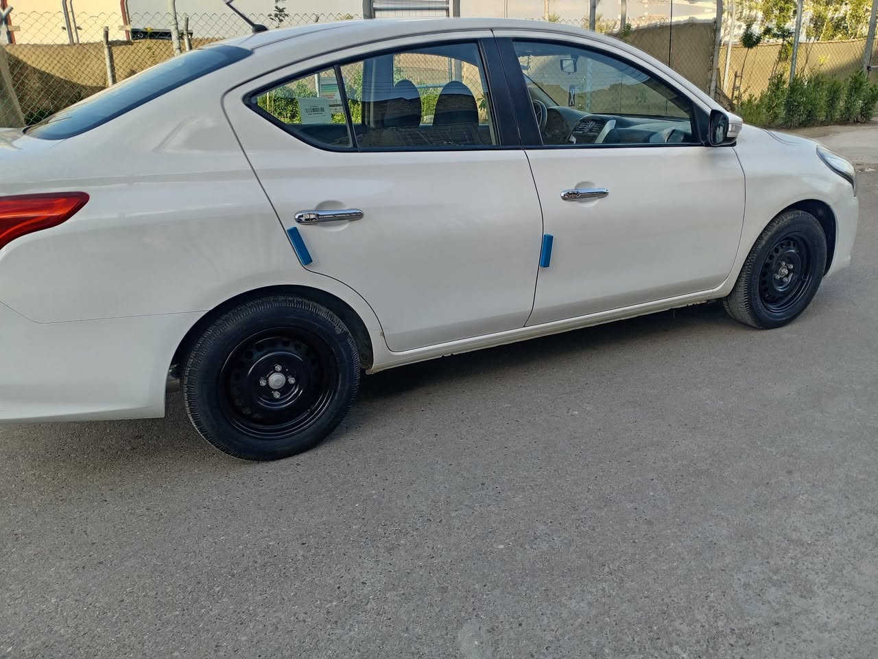 للبيع سني موديل 2024
رقم أربيل دولي بسمنا السعر 122
عدد المسافة 26 km
شباج ودعاميه  ام النيكل
سبايدر شاشه كامره دواره 
قطعتين تبريد إشاير مري
تخم تاير باتري جديد
مكفوله كفاله من الصبغ والتبديل
بيهه بس شخط بسيط مابين ومكحل
كير ومكينه مكفولات مكفوله من الحالوب 
مكاني بغداد البلديات للاستفسار ***********
