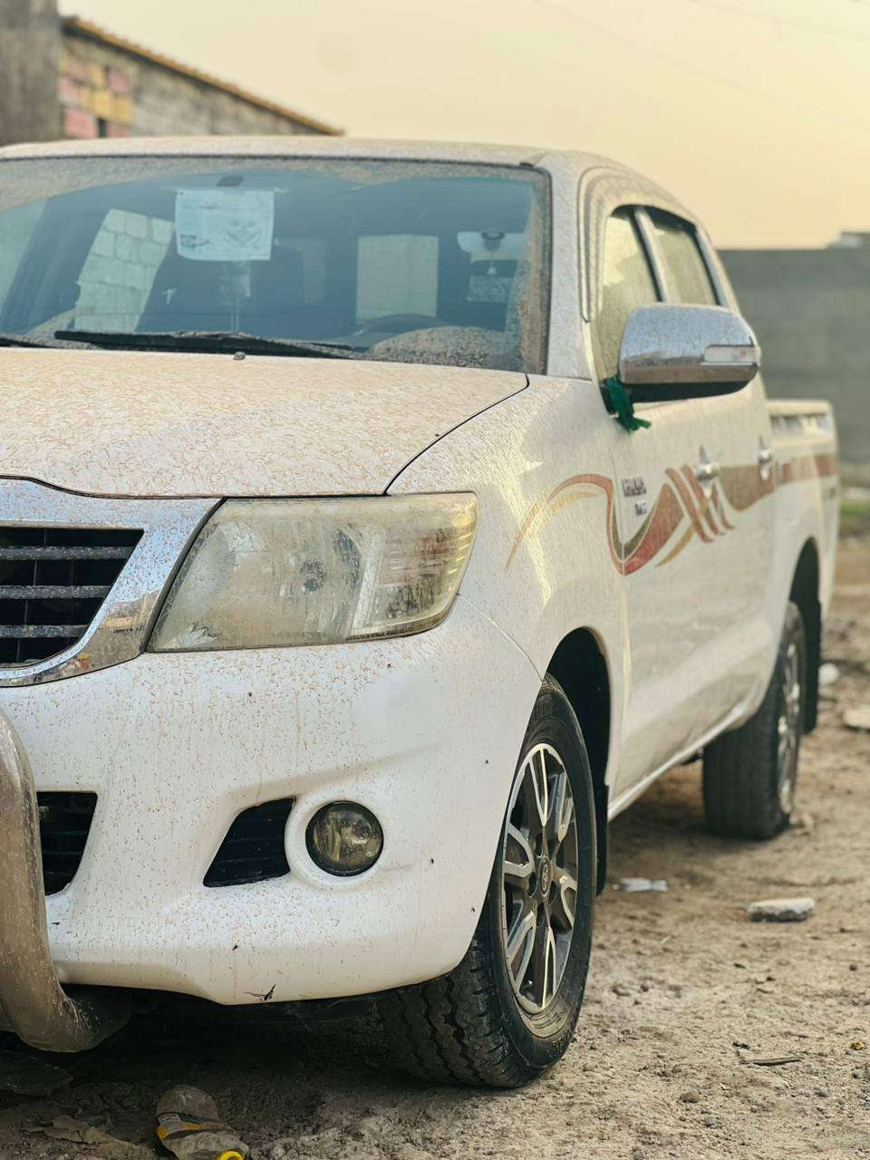 السلام عليكم بيكم افلاونزه 13سعودي تخم تاير حداديه تبريد ثلج بيها بارد بل باب مال السياق او بيها بل ذيول مال الدعاميه بارد فقط الرقم: ***********
***********
