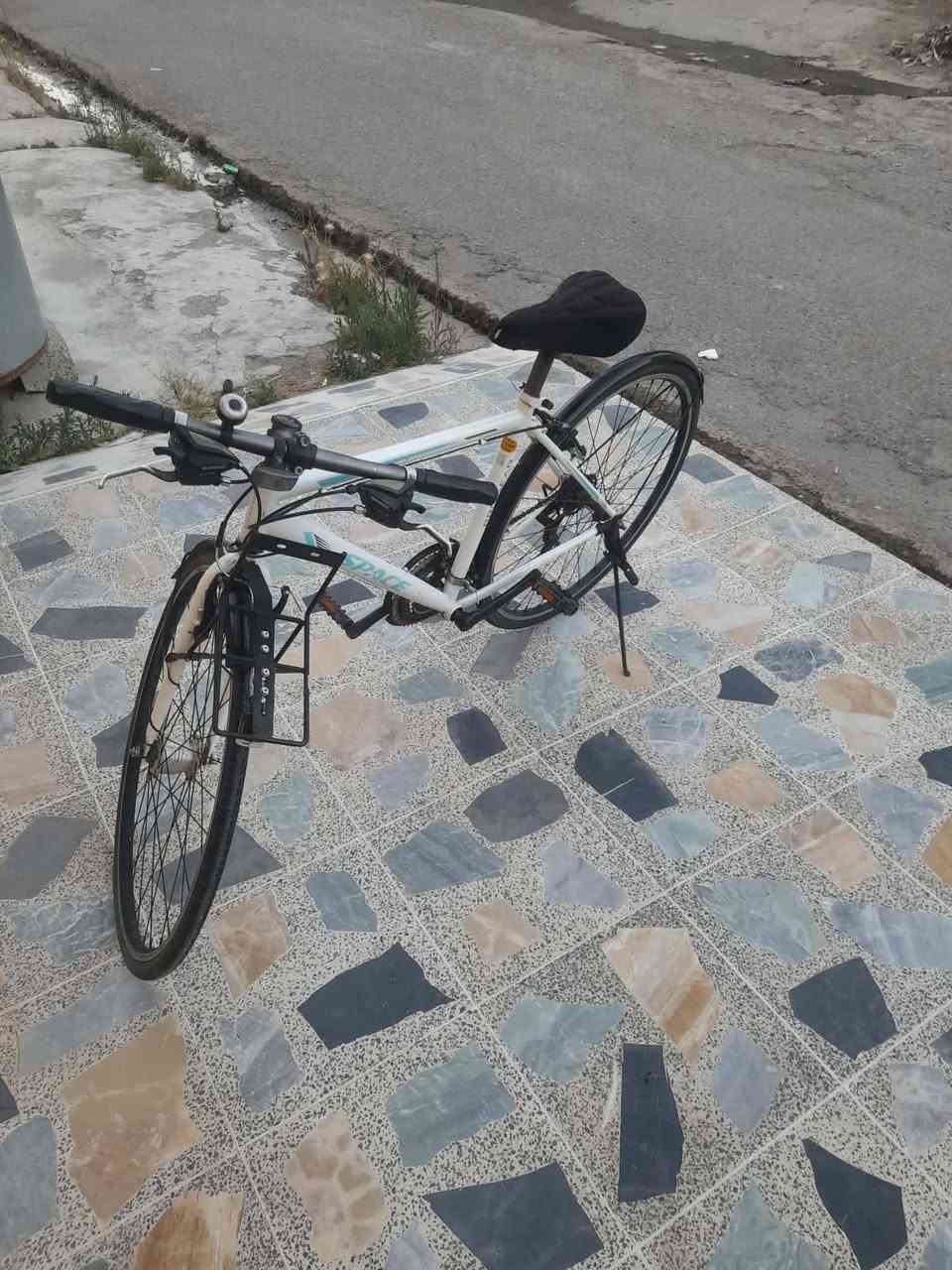 للبيع وللتواصل اكثر اتصل
***********
