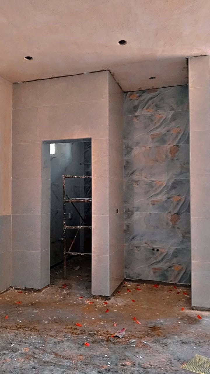 السلام عليكم 
خلفات سيراميك رقم 1
كانو ب اربيل وحاليا گاعدين الي يمه شغل سيراميك يتصل ويدلل سعر مناسب الاستفسار على هذا الرقم 
***********
