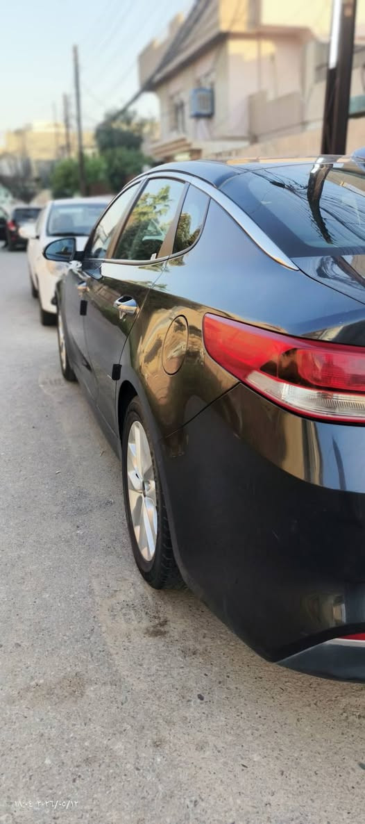 اوبتما
محرك 2400 GDI 
كير AT المرغوب 
شرط المكينه و الكير 
ماشيه ٧٠ الف حقيقي شرط عالفحص 
وارد. ضررها جاملغ وبوند قطعتين فقط 
السياره كلها وضع شركه فول مواصفات عده البصمه 
 كامره دواره اصليه مالها شاشتها اصليه شركه تحكمات ستيرن كروز سرعه كير أوتو وعادي .  شرط بدون أي تقحيل هاي لمعتها وما مبولشه شرط 
طخم تاير جديد صدر امامي خلفي جديد كص ترايك وين ما تريد السياره طبه 
شرط الوكالة أو التحويل إني الشرعي مالها 
***********  بي واتس 
السعر مناسب 125 
موصل حي الميثاق
