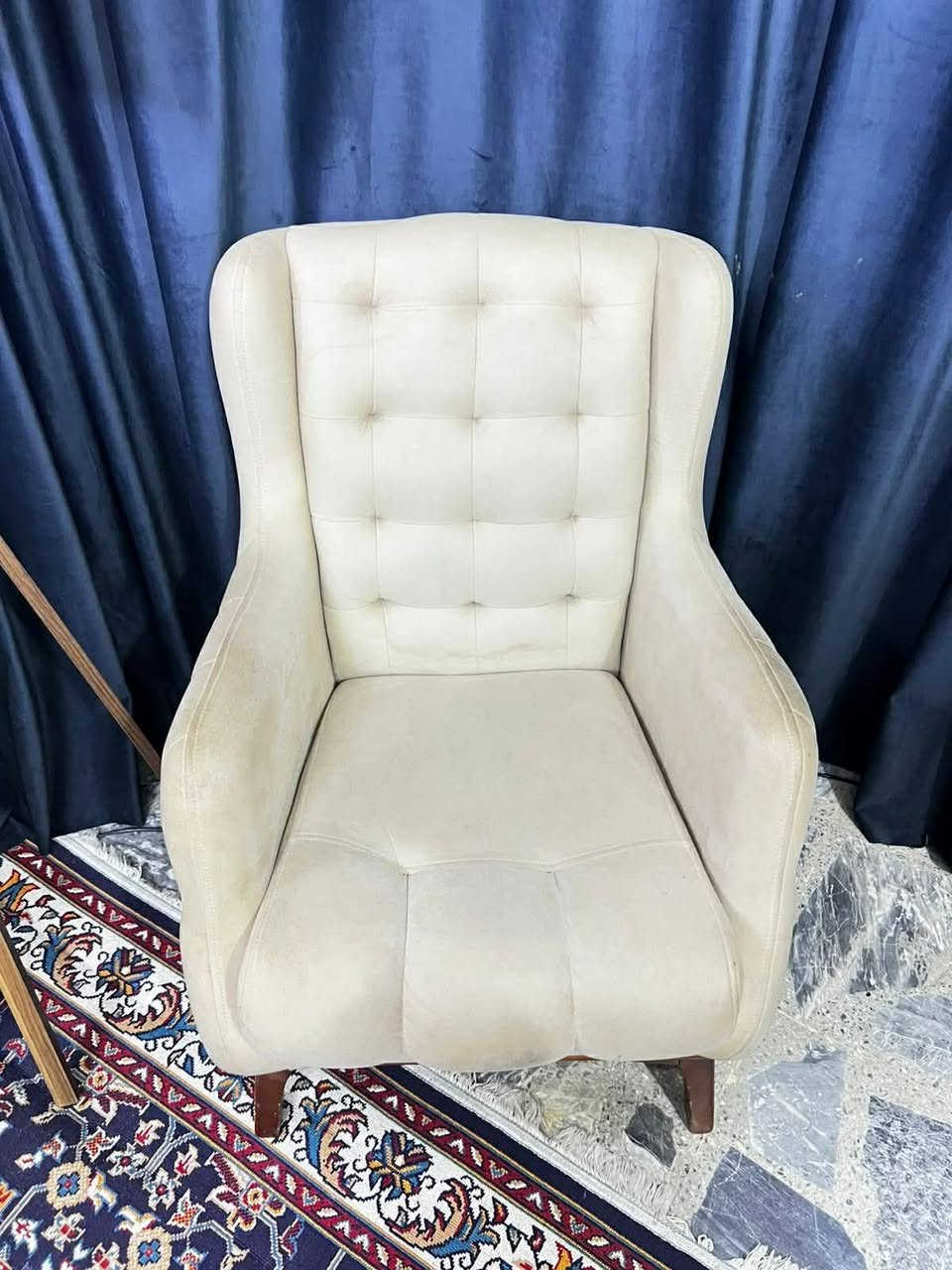 السلام عليكم
تخم للبيع تركي 10 مقاعد بحالة ممتازة
السعر 400 وبي مجال 
المكان بغداد الشعب
الرقم ‭0771 589 5974‬
