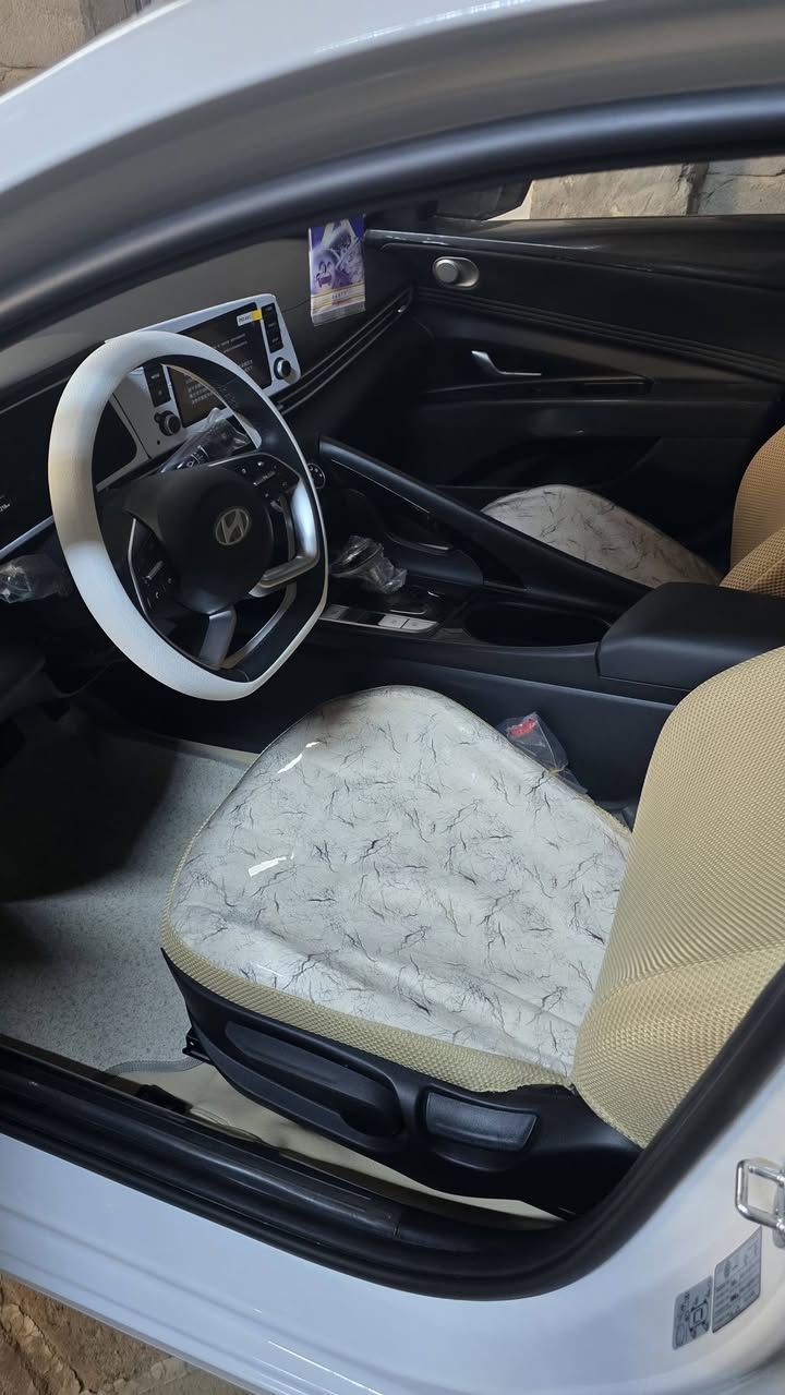 السلام عليكم شباب النترا تجميع صيني موديل 25  للبيع فقط
المواصفات:-
مكينه 1500 دبل نوزل 
بصمه 

فتحه 

حساس امامي خلفي 

كشنات جلد بلاد

عينه ديجتل 

تبريد قطعتين 

مدوشمه عام ارضيه وصندوك وكشنات  وسفاري

السياره كفاله عامه من الزلغ ماشيه 1900 رقم اربيل ( مسوي بيها وكاله) 
 
رايدها ب 153 قفل من الاخير 

مكاني بصره ابو الخصيب جامع الشهيد طه 
***********
