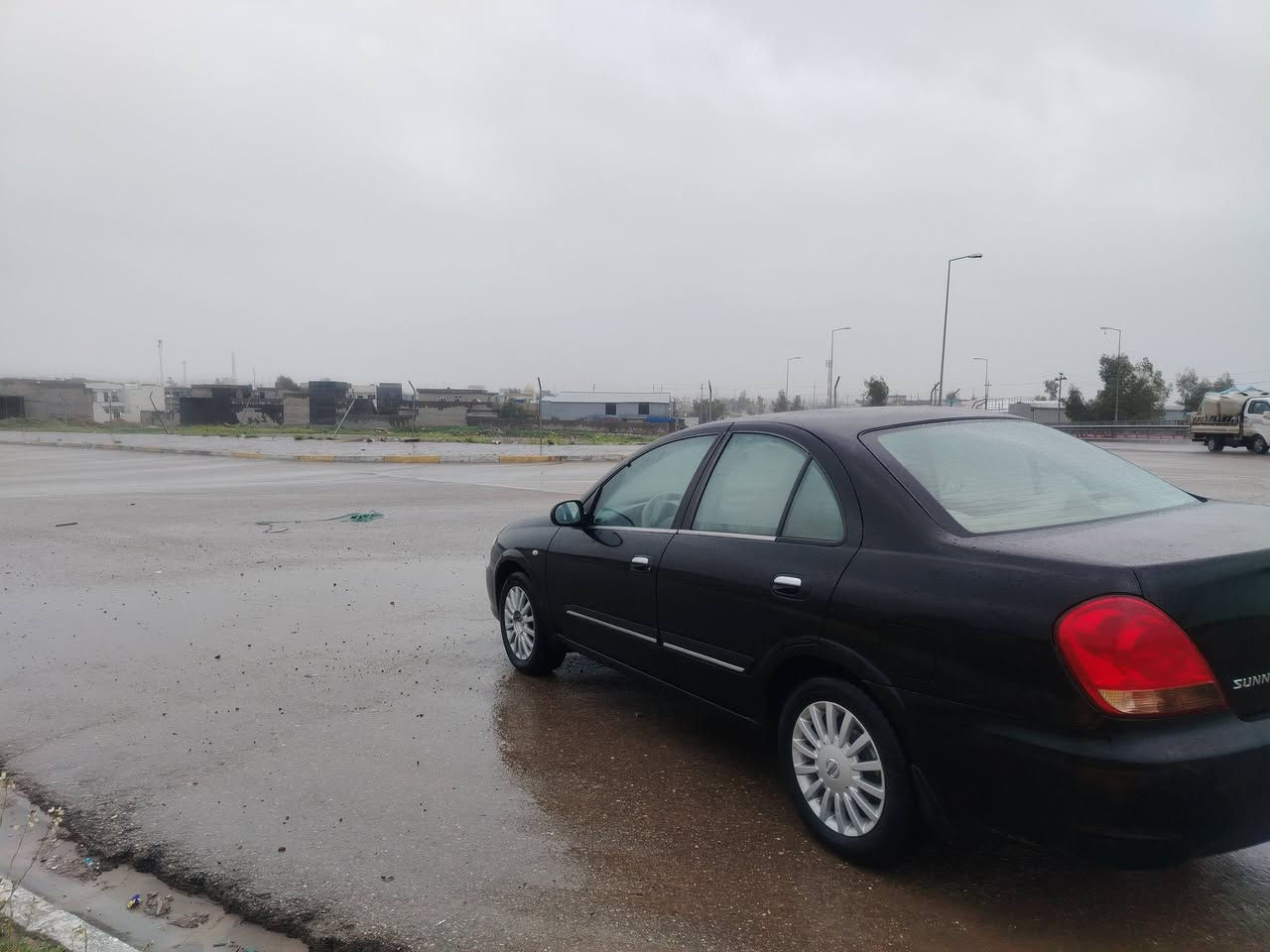 نيسان صني موديل 2011 بدون صبغ بدون ضرر         كير محرك بشرط اوتوماتيك  *********** سعر 98      
مكان السياره كركوك سنويه جديد رقم سليمانيه
