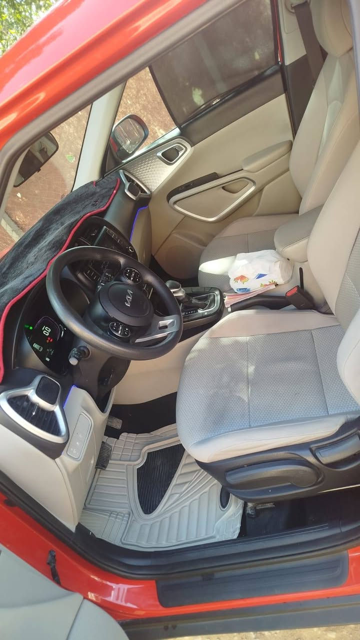 سلام عليكم صول 2023 رقم بابل مكاني بابل حادث فقط بنيد  مكينه 2000 دوش ماشيه 30 سعر سياره 145 وبيه مجال بسيط 
سياره زيرو مكينه وكير وحداديه وتبريد وتخم تاير كله جاهز وجديد للستفسار اكثر تصال علرقم ***********
