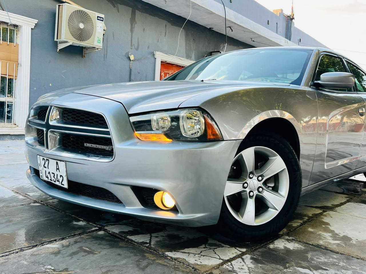 السلام عليكم مكلف بالنشر
الاتصال ***********

           ***********

جارجر 14 امريكي  رقم نكليزي  ذي قار  سنويه جديده هزه حادثه جاملغ وبنيد بدون دواخل سياره حداديه تخم تاير واكسن كارتون مكينه كير عصه كفاله  تبريد ثلج دواخل نضيفه بصمه تشغيل بصمه ابواب  شاشه صغيره كشنات كهربائى لايت زنون   سياره جديده كل نقص مابيه مال جناي مكان الرفاعي السعر 152 وبيه مجال
