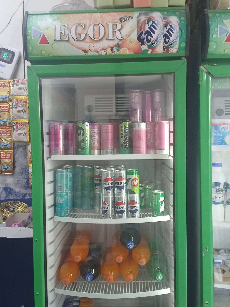 سلام عليكم عارضات للبيع تبريد فول اضافه الى مجمدات عدد 2تبريد فول +عارضات جبس عدد 3+عارضة اندومي +عررضة جكاير +رفوف السعر خاص
***********واتساب
