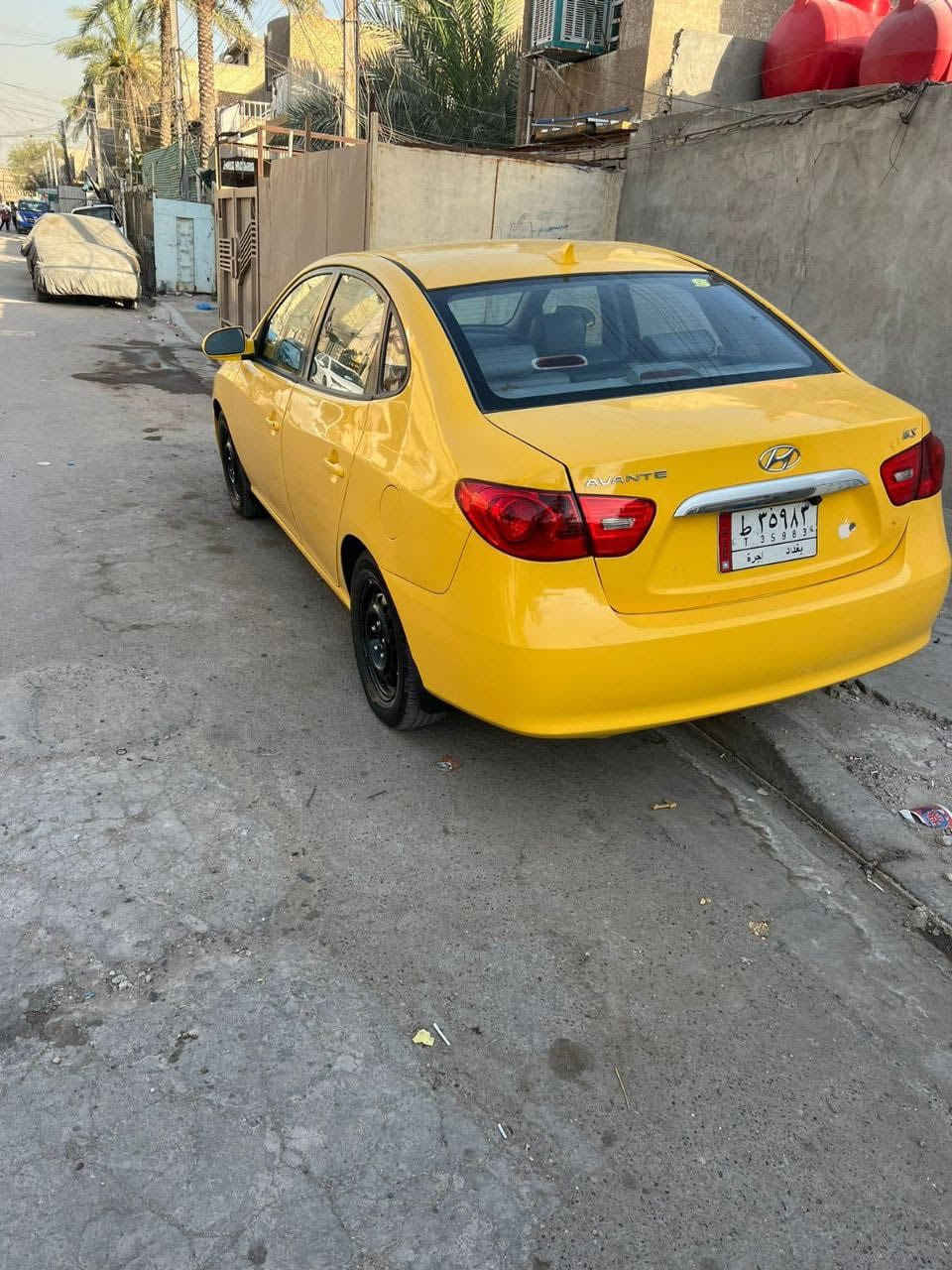 السلام عليكم
النترا 2009 رقم بغداد سنوية جديدة باسمي لل2030
حادثة حوض من جوة فقط جاملغات قبق جنطة بلادي 
كير مكينة تبريد كفالة كهربائيات كاملة 
مبدل بيه جاملغات امامية بسبب الخياس بدون اي ضربة 
للبيع فقط مكاني حي اور السعر 88 بيه مجال بسيط
***********
