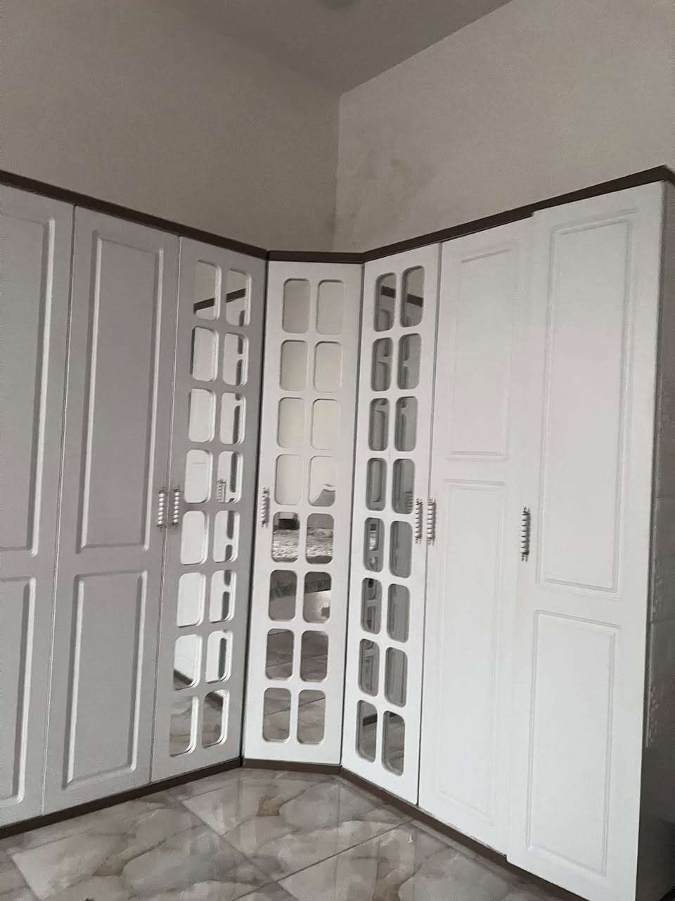 غرفة تركيه للبيع مستعمله النظافه ٧٥٪؜


**إذا كنت صاحب هذا الإعلان وتريد حذفه لأي سبب، رجاءا أرسل رسالة إلى الدعم الفني**