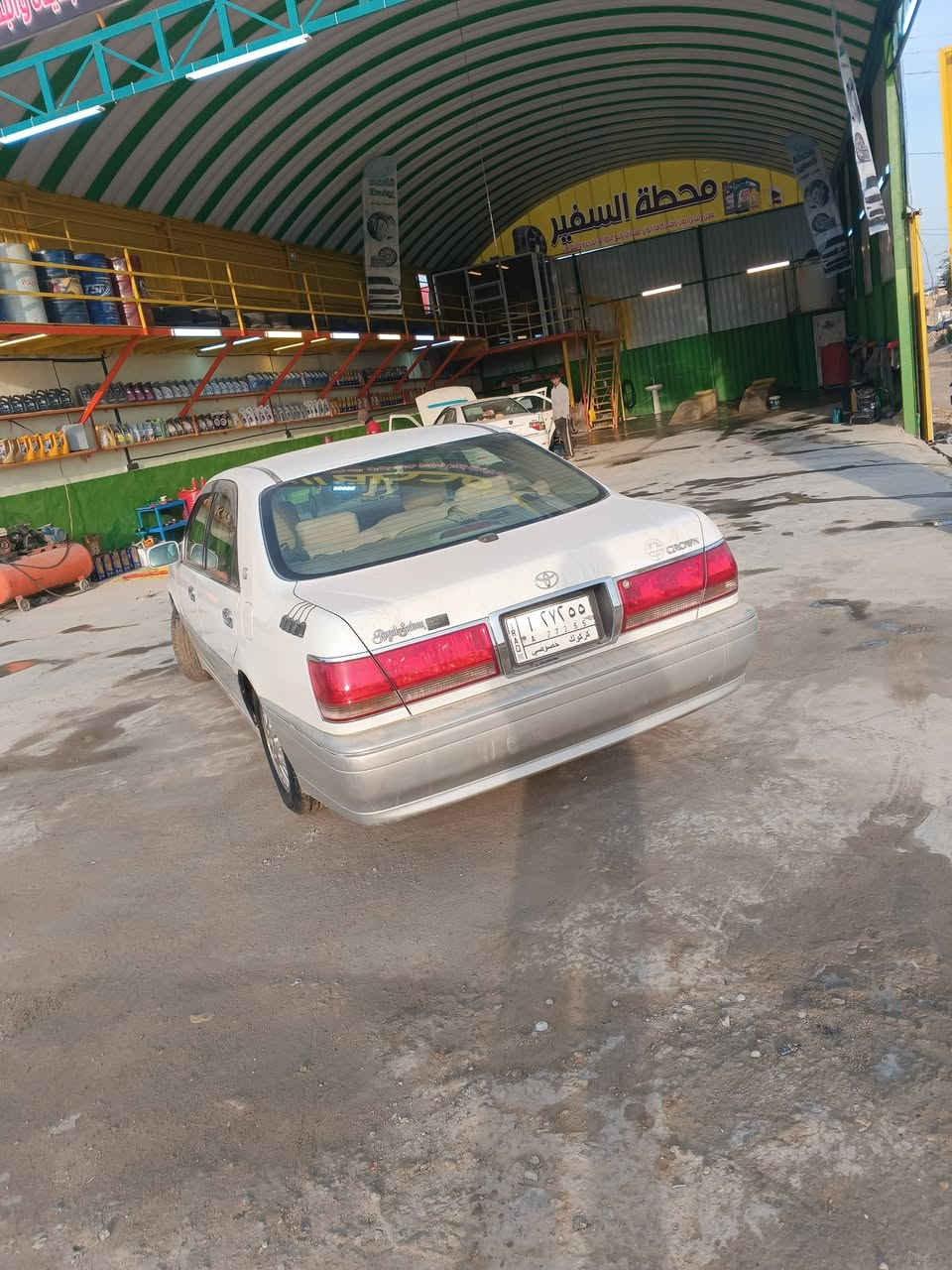 سلام عليكم ‏‪.  ‏‪***********‬‏
ملكه للبيع سياره كفاله عامه 
سياره 2003اصل
مدفوع كمرك باقي بس عل رقم وكاله بسمي 

شاصي71 ديفور صغير محرك او كير مكفولات 

تتفئه تبريد شغال
كهرباياته كله شغاله سياره حلوه نضيفه

سعر 100وبيه مجال الطيبين 

مكاني نجف كوفه
