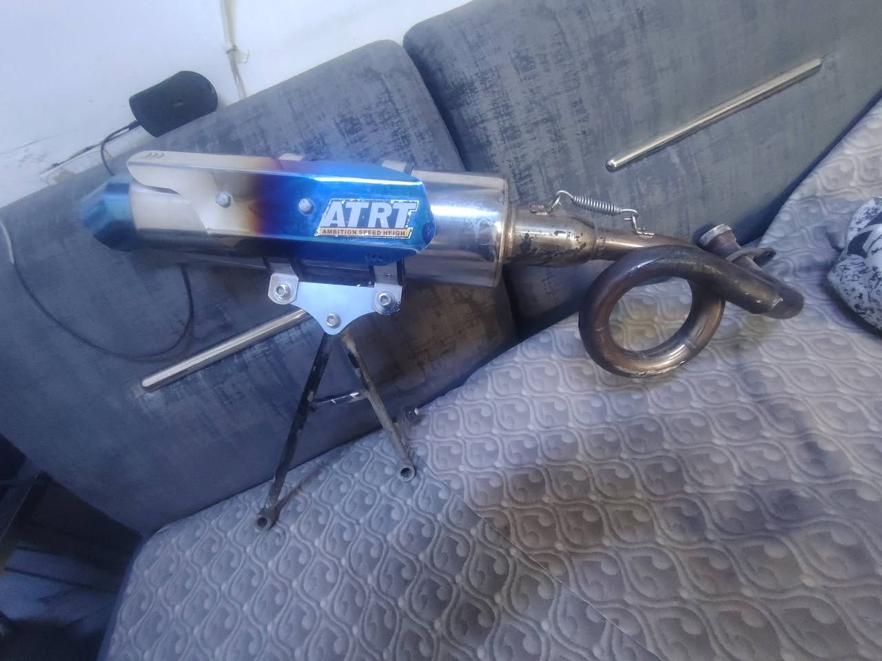 السلام عليكم صالنصة حلزونية صوته مرعب للبيع ترهم عل ماكس وعل سكنس فحل صالنصة جديدة قطرت لحيم ما بيهة سعره 45 الف بيهة مجال حك الجية فقط فقط وال ما يعرف سعرهة لا يضل يسولف ترى صايمين وما بين حييل مكاني شارع فلسطين الرقم ***********
