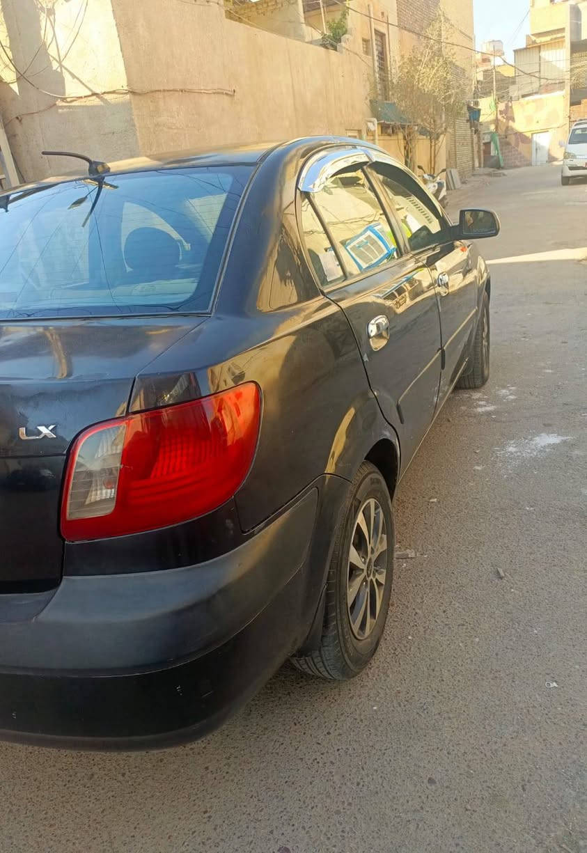 السلام عليكم كيا ريو موديل 2006 وارد امريكي محرك كير مكفولات بسمنة تحويل مباشر حادث جاملغ او بنيد مصبوغة عام ماعدة القمارة ولصندوك رقم بغداد دولي *********** السعر 60 ييهة مجال قليل مكانهة بغداد
