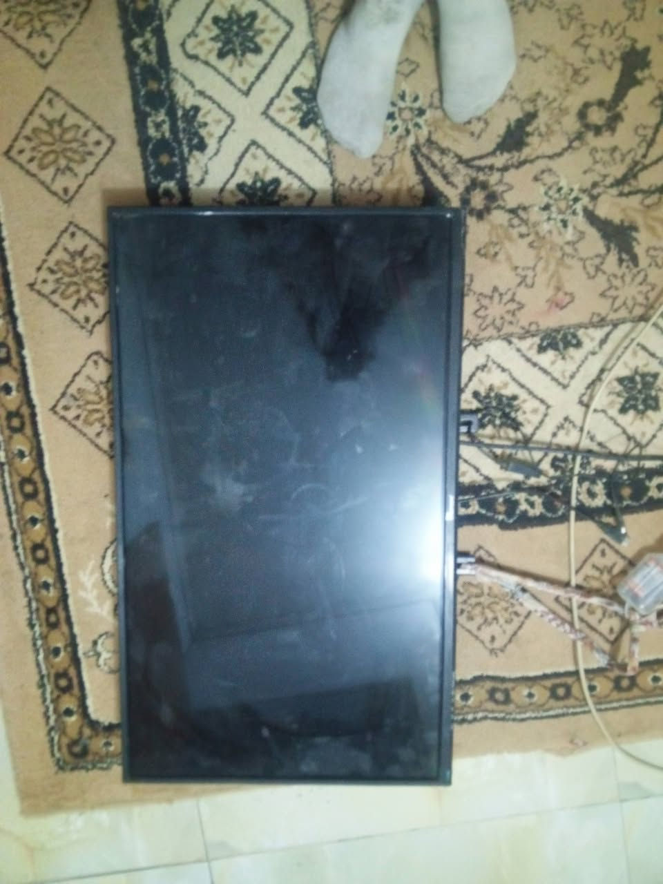 بلازمه للبيع قيم بليرضي الله وخذ متواجد ع الفيس ***********
