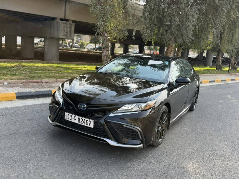 تويوتا كامري 2024 هايبرد XSE 🚘
بدون ايرباك
حادثها جاملغ خلفي وصندوق فقط
السعر 220 
🔹 كامري 2024 هايبرد XSE هي خيارك المثالي 🔹

✨ سيارة شبه جديدة بحالة ممتازة
✨ أداء رياضي مع استهلاك وقود اقتصادي
✨ تصميم XSE الجريء والفاخر
✨ قيادة ناعمة ومريحة داخل المدينة وعلى الخط

المميزات:
✔️ هايبرد – توفير عالي بالبنزين
✔️ فئة XSE الرياضية
✔️ أنظمة أمان متقدمة
✔️ شاشة حديثة + تقنيات ذكية
✔️ داخلية نظيفة جدًا
✔️ جاهزة للاستخدام بدون أي مصاريف

💎 سيارة راقية لمن يعرف قيمتها
💰 السعر: 220 بيها مجال بسيط 
📍 الموقع: بغداد حي الجامعه 
📞 التواصل: 
***********او ***********
