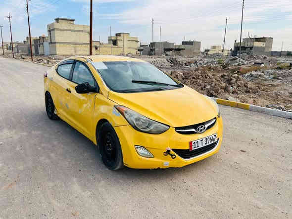 سلام عليكم للبيع هونداي النترا موديل 2012 رقم بغداد إنكليزي ارقام وسنويه جدد تحويل مباشر اخوان سياره تعرضت لحادث جفيه خفيفه كما موضحه بلصوره ابيع ع وضعهه سياره شغاله وتمشي تبريد شغال مكينه دوش منضومه غاز وبانزين  مكان السياره بغداد
السعر 58$الاستفسار ***********
