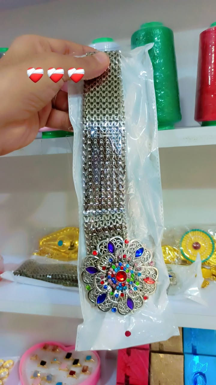 بەبەتی ئیکسسوارات تایبەت بەسەر جلی کوردی


**إذا كنت صاحب هذا الإعلان وتريد حذفه لأي سبب، رجاءا أرسل رسالة إلى الدعم الفني**