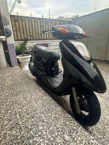 السلام عليكم دراجة بريز لايت ناصي  للبيع شغاله سلف هندر مكاني البلديات رقم تلفون ***********  لسعر ٣٢٥
