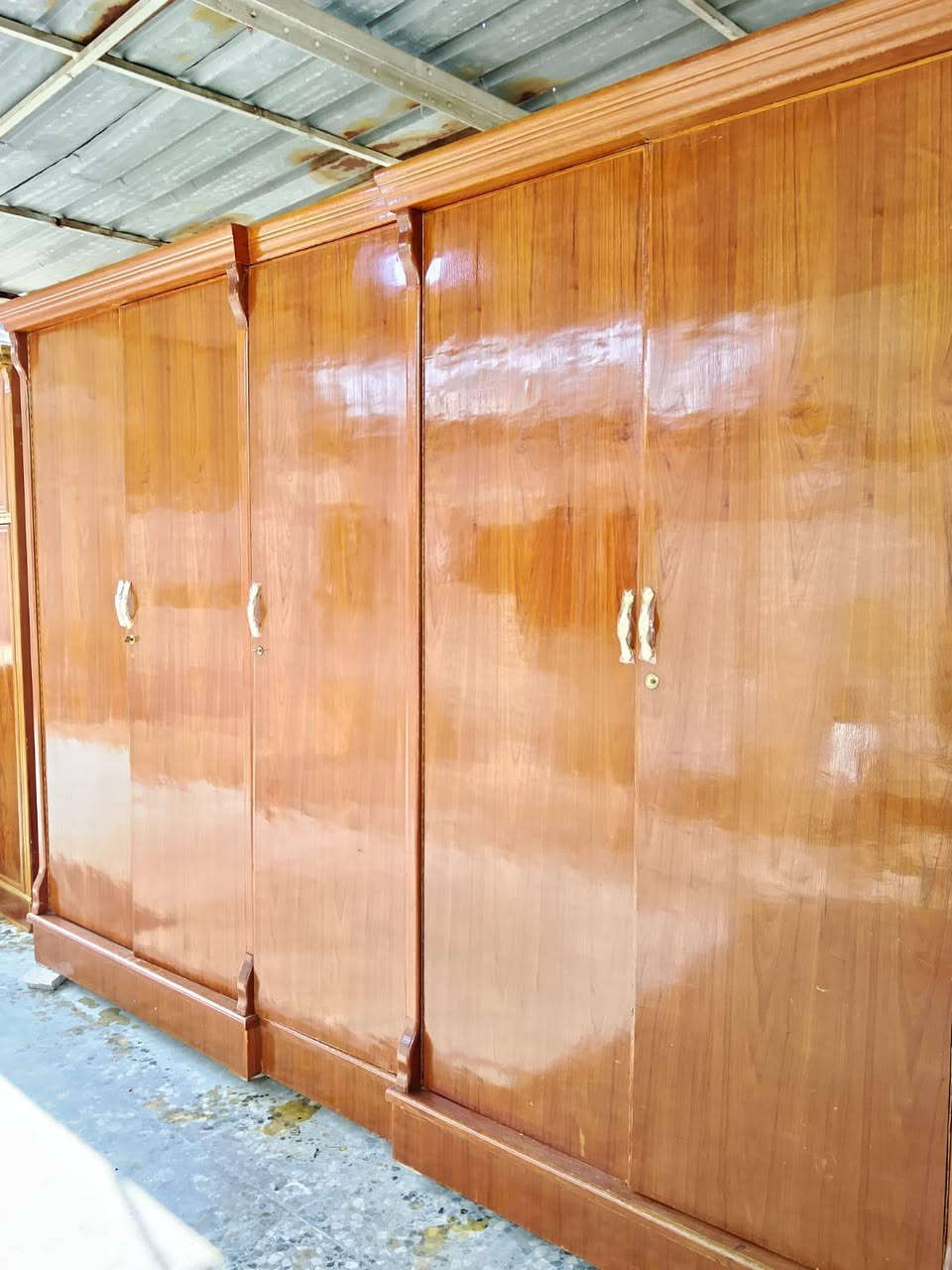 غرفه صاج داخل خارج 5 بيبان
الضهر جرجوبه براغي

450

بغداد العبيدي


**إذا كنت صاحب هذا الإعلان وتريد حذفه لأي سبب، رجاءا أرسل رسالة إلى الدعم الفني**