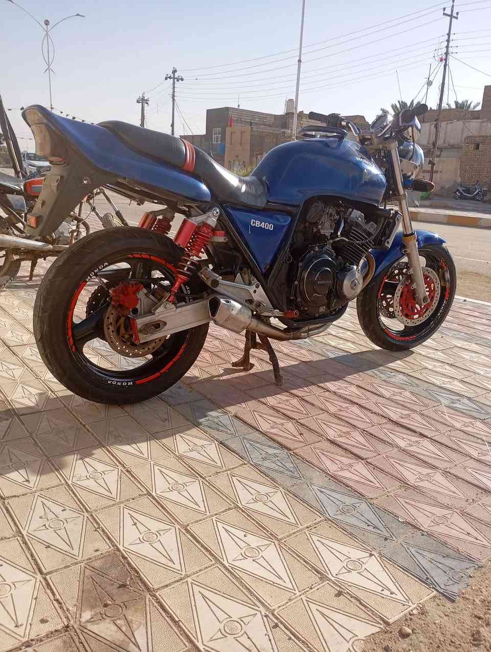 سلام عليكم شباب دراجه بطح للبيع درجه مكينه جديده عنوان سوق شيوخ***********

