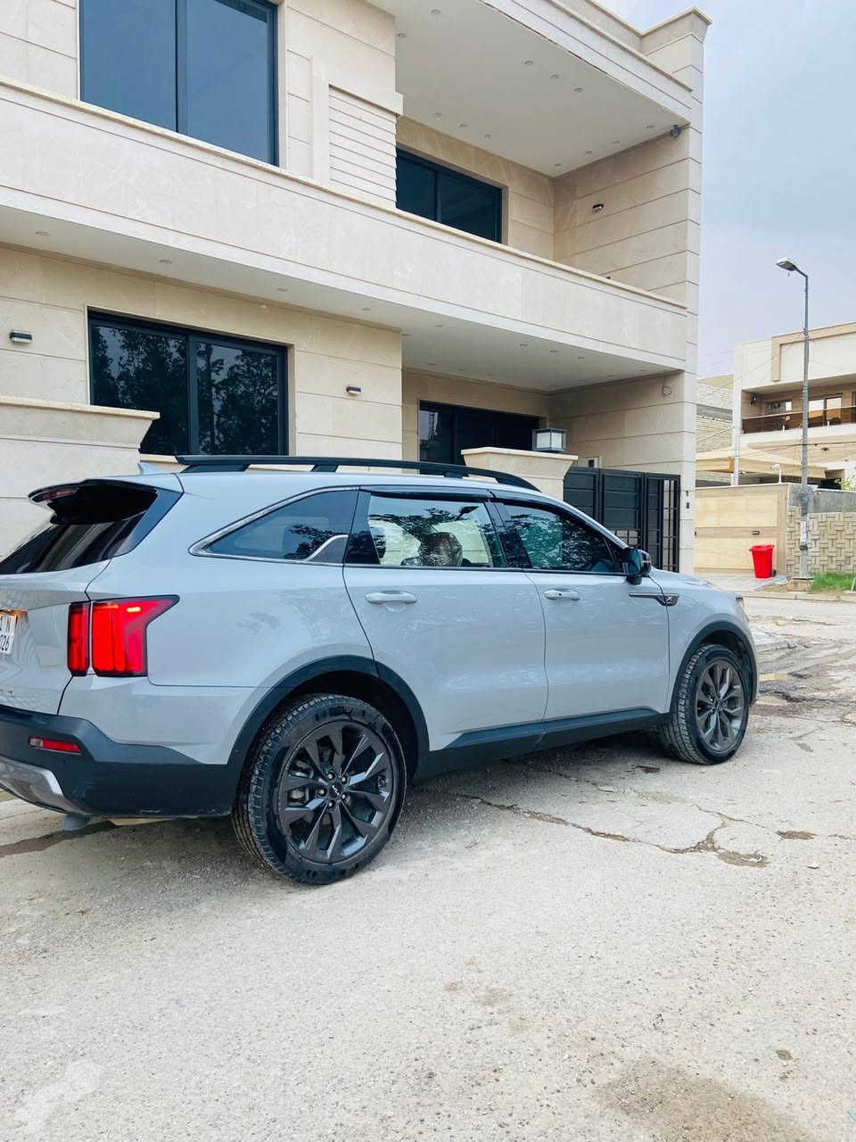 السلام عليكم
🔥 للبيع كيا سورينتو 2022 🔥
✔️سيارة فول الفول 1/1
✔️ وارد أمريكي 🇺🇸
✔️ 7 راكب
✔️بصمه تشغيل عن بعد
✔️كامره 360
✔️ محرك 4 سلندر (2.5) اقتصادي
✔️ فول مواصفات
✔️ حساسات + كاميرات اماميه خلفيه
✔️ شاشات + نظام حديث
✔️ كشنات جلد (تدفئة + تبريد) ❄️🔥
✔️نضام الثبات ع المسار
✔️قياده ذاتيه
✔️بنورامه
✔️اناره LED
✔️وهواي مواصفات 
💰 السعر: 25 وبي مجال 
📍 الموقع: بغداد / زيونة
📞 للاستفسار: ***********
