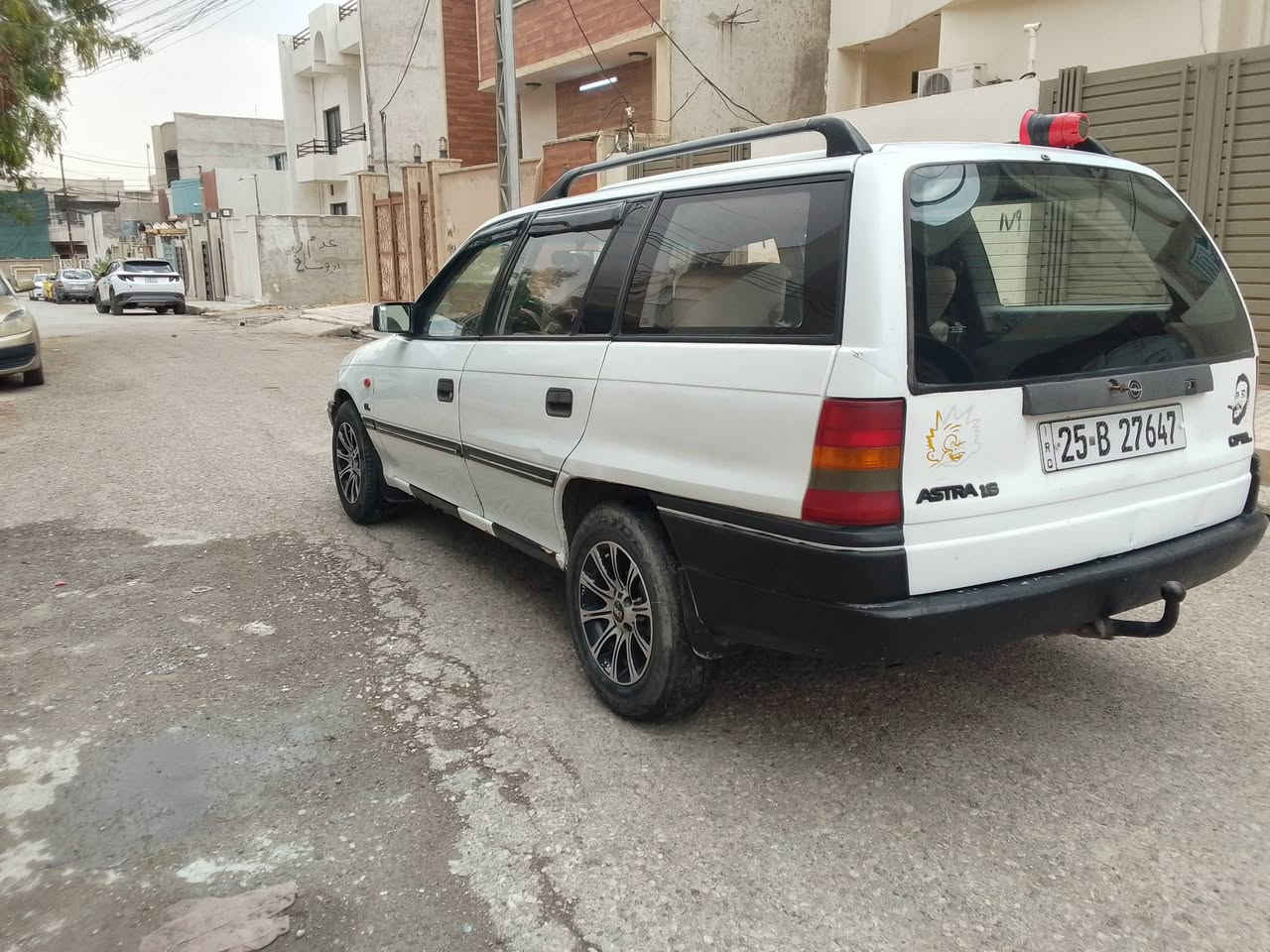سلام عليكم استره ستيشن 92محرك وكير شرط نقطه صبغ مابيها رقم كركوك بكاني حي الوحده سعر52(***********)
