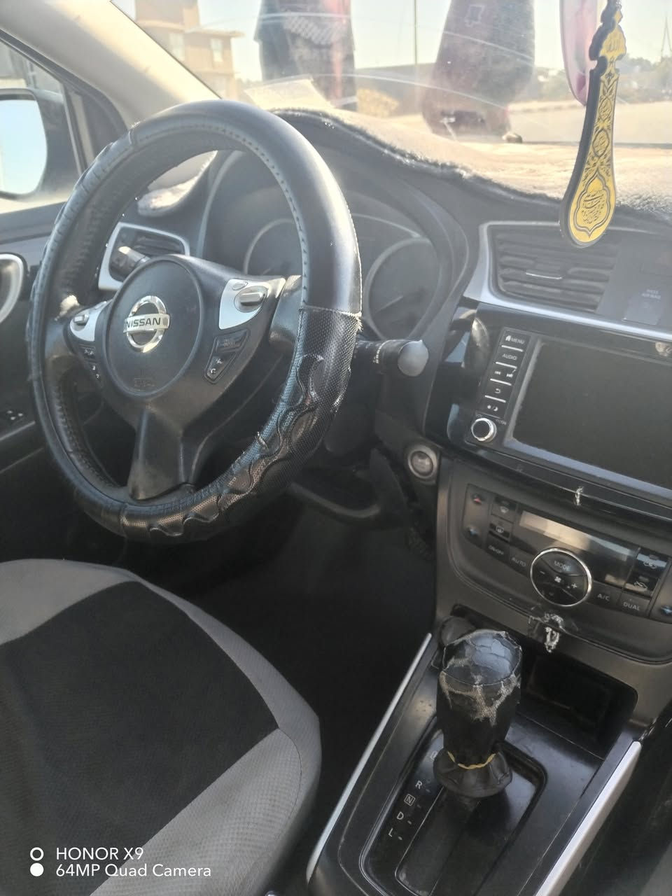 سيارة سنترا 2019 معوقين راعيها موجود
سيارة بصمة  گير ومحرك مكفولات حدادية زينة تبريد شغال
سعر 75 وبيها مجال 
اتصال
 ***********
