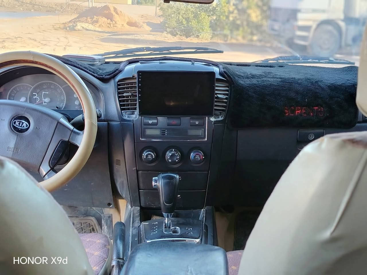 تحية طيبة
سورنتو 

 موديل 2008

 خليجي السياره

مصبوغه عام 

كير محرك كفالة 

تخم تاير جديد 

كهربايات جاهزه 

صدر جديد 

كير محرك ابلادي 

محرك 6 اسرندر 

رقم بغداد 

مشروع وطني 

سنوية امجددة 

السعر المطلوب 

     /70/ورقه

مجال بسيط كلش

مكان السيارة بلكوت مركز مدينه 

الاستفسار اكثر اتصال على الرقم التالية 

/***********/***********/
