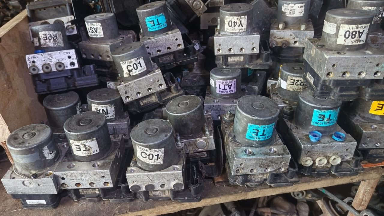 بعد اذن الادمن المحترم
💪 لأن الثقة تُكتسب… ونحن أهلٌ لها!
💰 أسعارنا منافسة بقوة وجودتنا أصلية 100%
🚗 توكلنا على الله… ورضا زبائننا هو رأس مالنا

🛠️ نوفر جميع قطع غيار تفصيخ السيارات الكورية والخليجية الحديثة
📦 شحن مباشر من كوريا إلى الرمادي – بدون وسطاء!
🔧 الجديد متوفر باستمرار… والأصلي عنواننا

📍 العنوان: الرمادي / شارع 100 – الصناعة القديمة – قرب جامع القاضي

📞 للحجز والاستفسار:
مهند
***********
*********** (مباشر وواتساب)

🚘 لا تتردد… سيارتك تستحق الأفضل!
✨ الجودة – السرعة – السعر المناسب
#المتحدة_لقطع_الغيار
#الرمادي
#قطع_غيار_كورية
