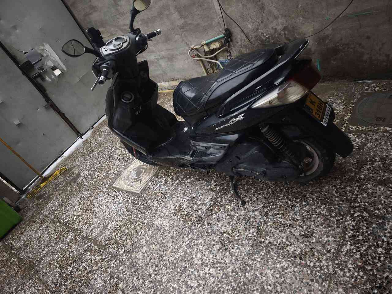 سلام عليكم شبابرسكنز فحل نوزل خطين قبق نفخ دراجه مضيفه شتريته قبل 4شهر 1350دراجه نكلبت بيه وتركته 3شهر دراجه خير من الله كله شغاله بس ديشبول طفه ميشتغل ماعرف وصخخ ماعرف من غسلته لمهم نقصه بس ديشبول نكره بكل وقت سعر 700مكاني غزاليه رقمي ***********
